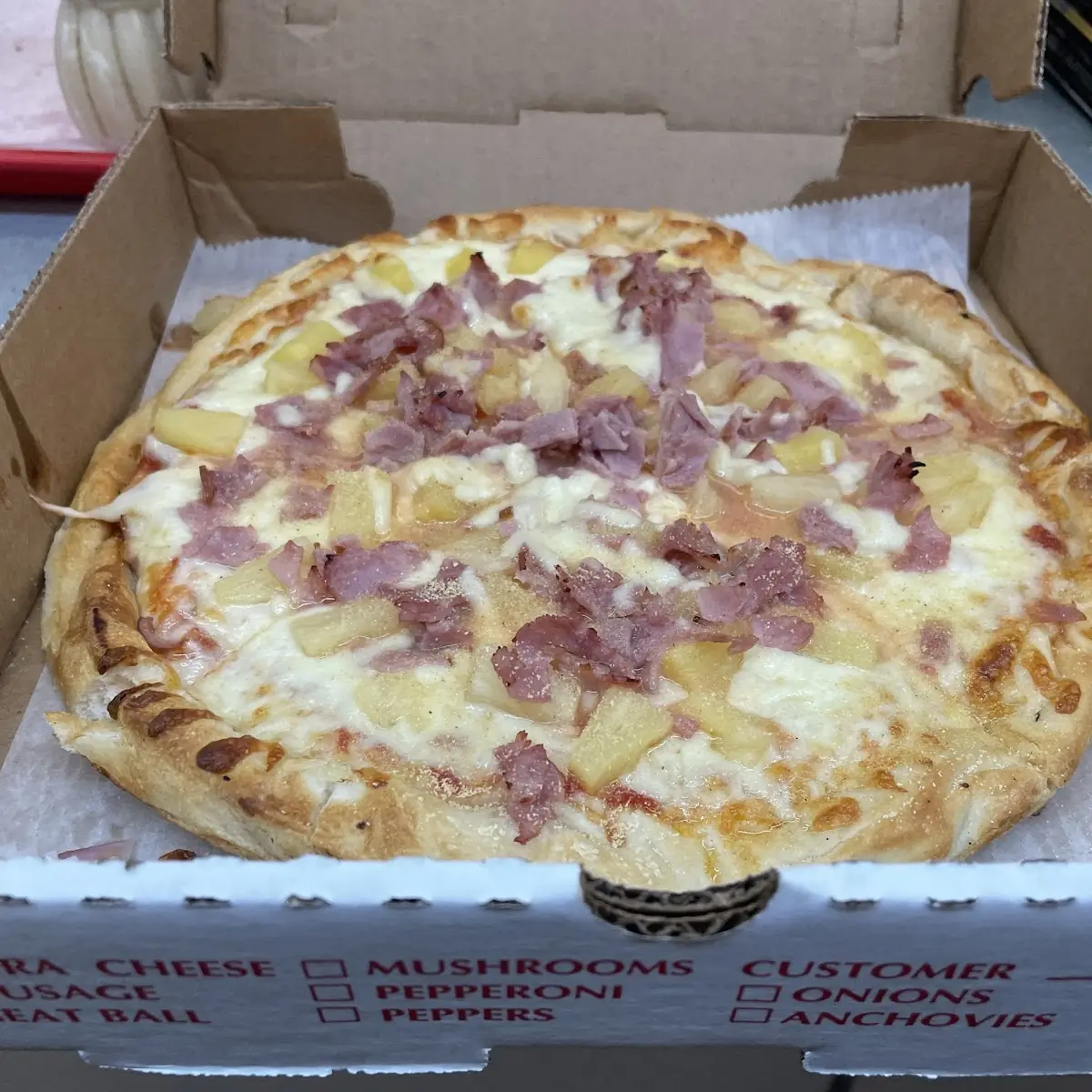 Hawaiian Delight Pizza