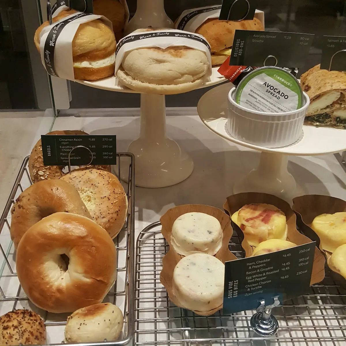 Breakfast Bagels and Oatmeal