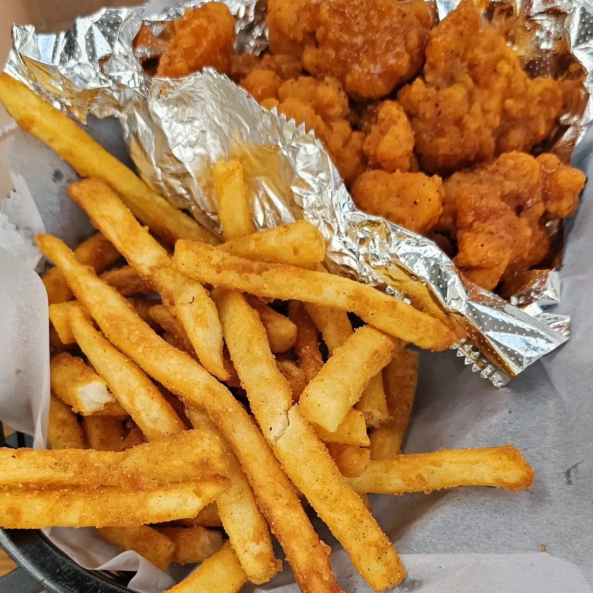 Buffalo Wings and Fries