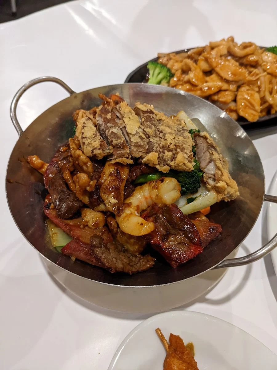 Crispy Fried Duck Combination, Majestic Chinese Restaurant