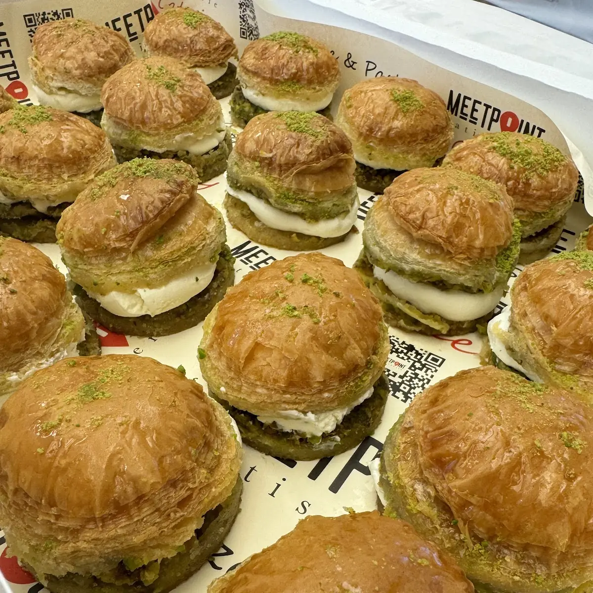 Baklava Burger 1 Pieces