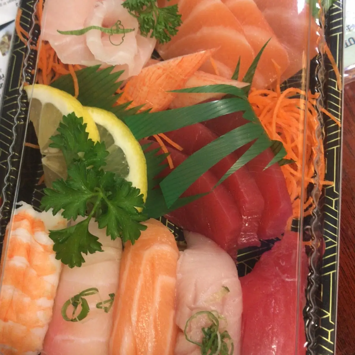 Sushi Sashimi Combo