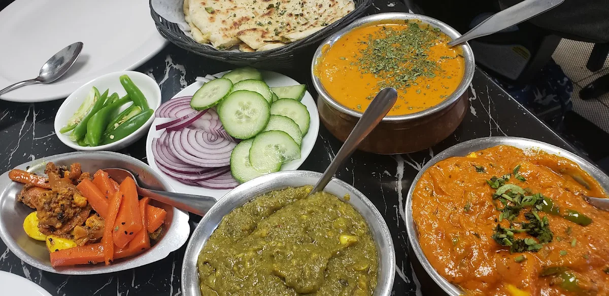 Saag Kadaipaneer Kofta, Anmol Sweets Restaurant