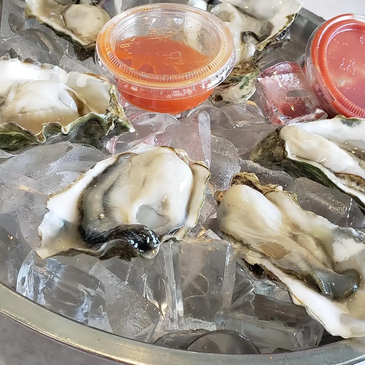 Fresh Raw Oysters
