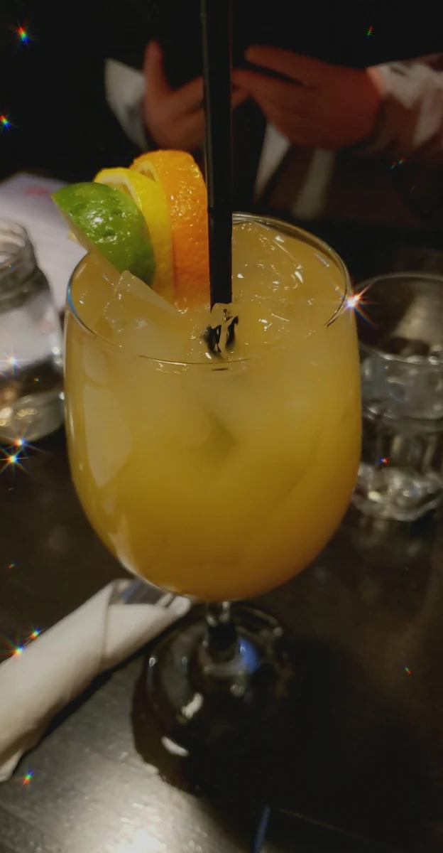 Sangria, Churchills