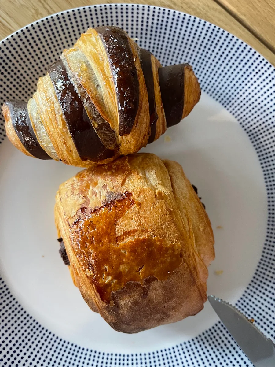 Croissant Au Nutella Et Chocolatine
