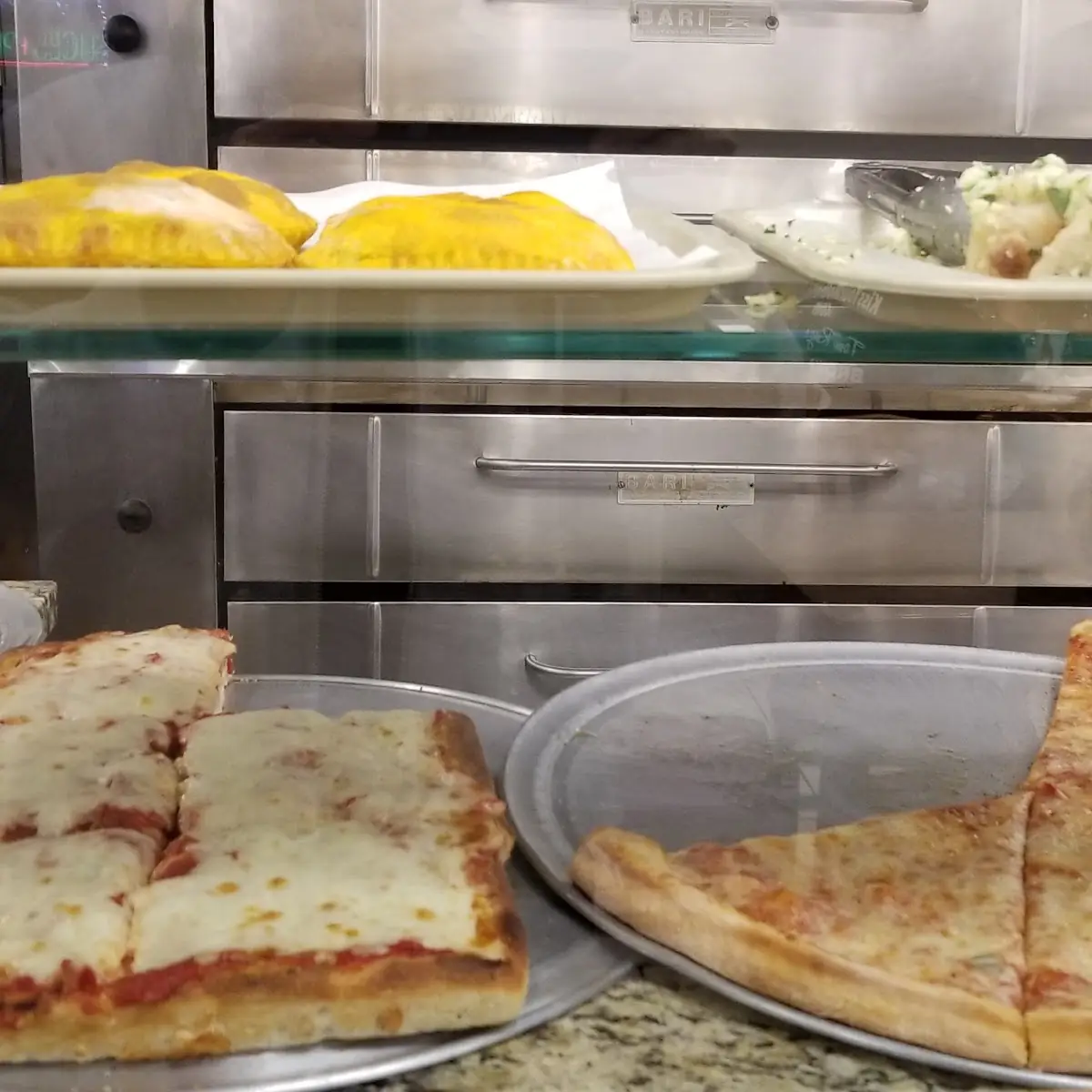 Peynirli Pizza