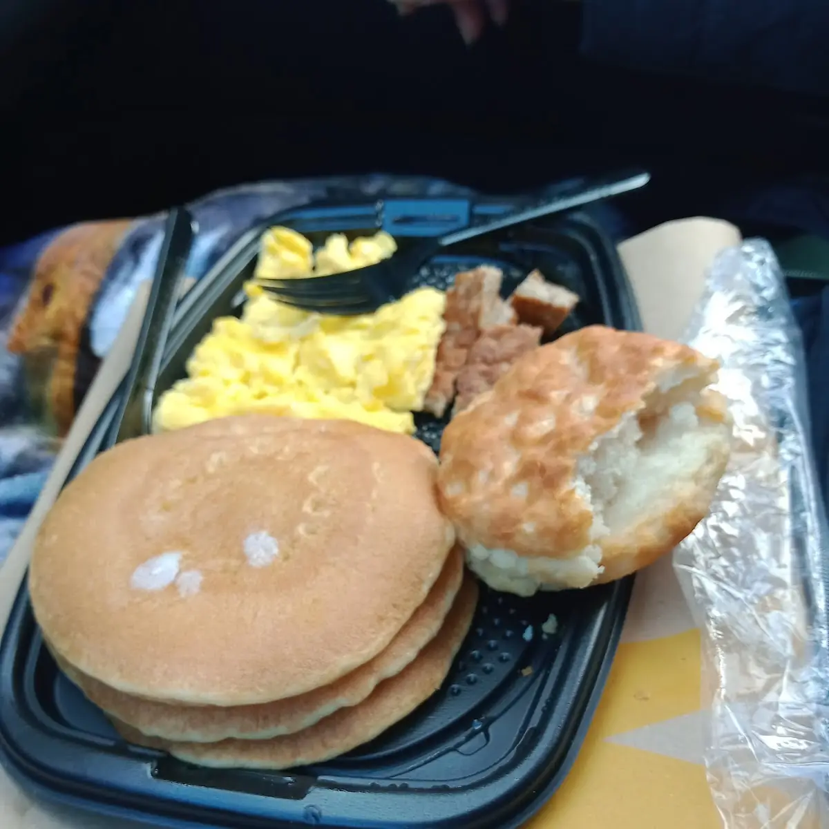 Big Breakfast with Hotcakes