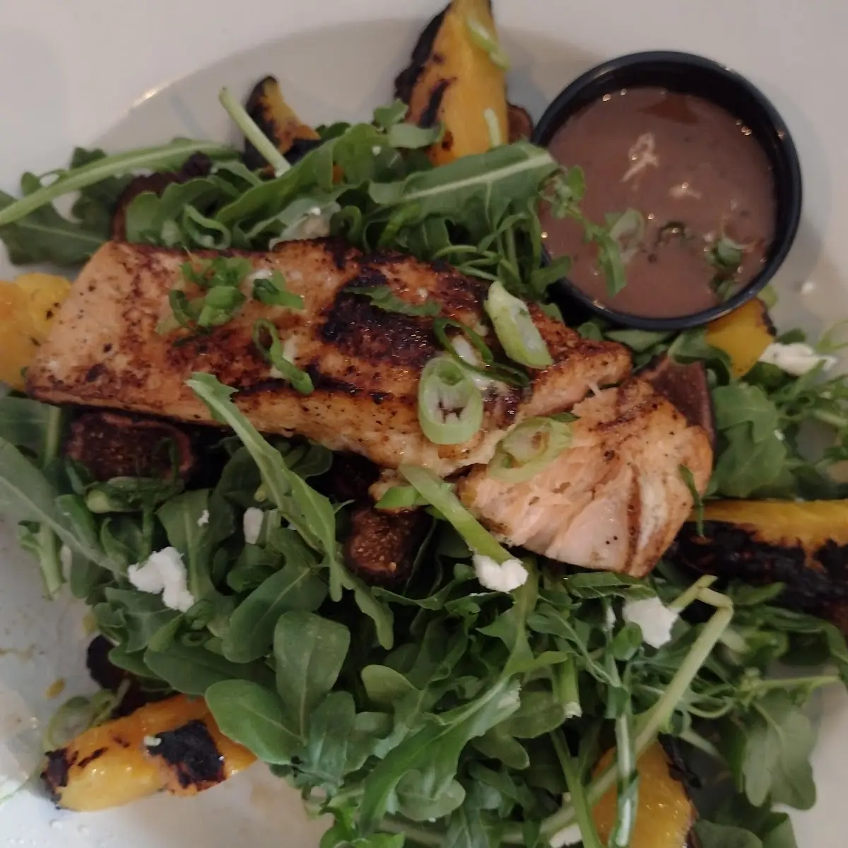 Grilled Salmon & Peach Salad