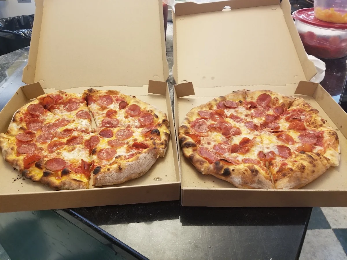 NY Pepperoni Pizza