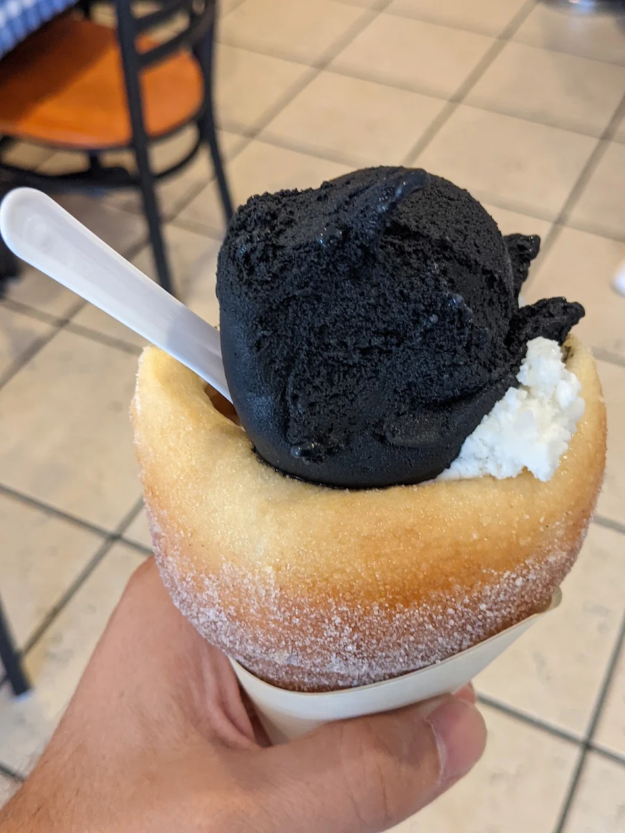Black Vanilla Ice Cream in Chimney Cinnamon Roll