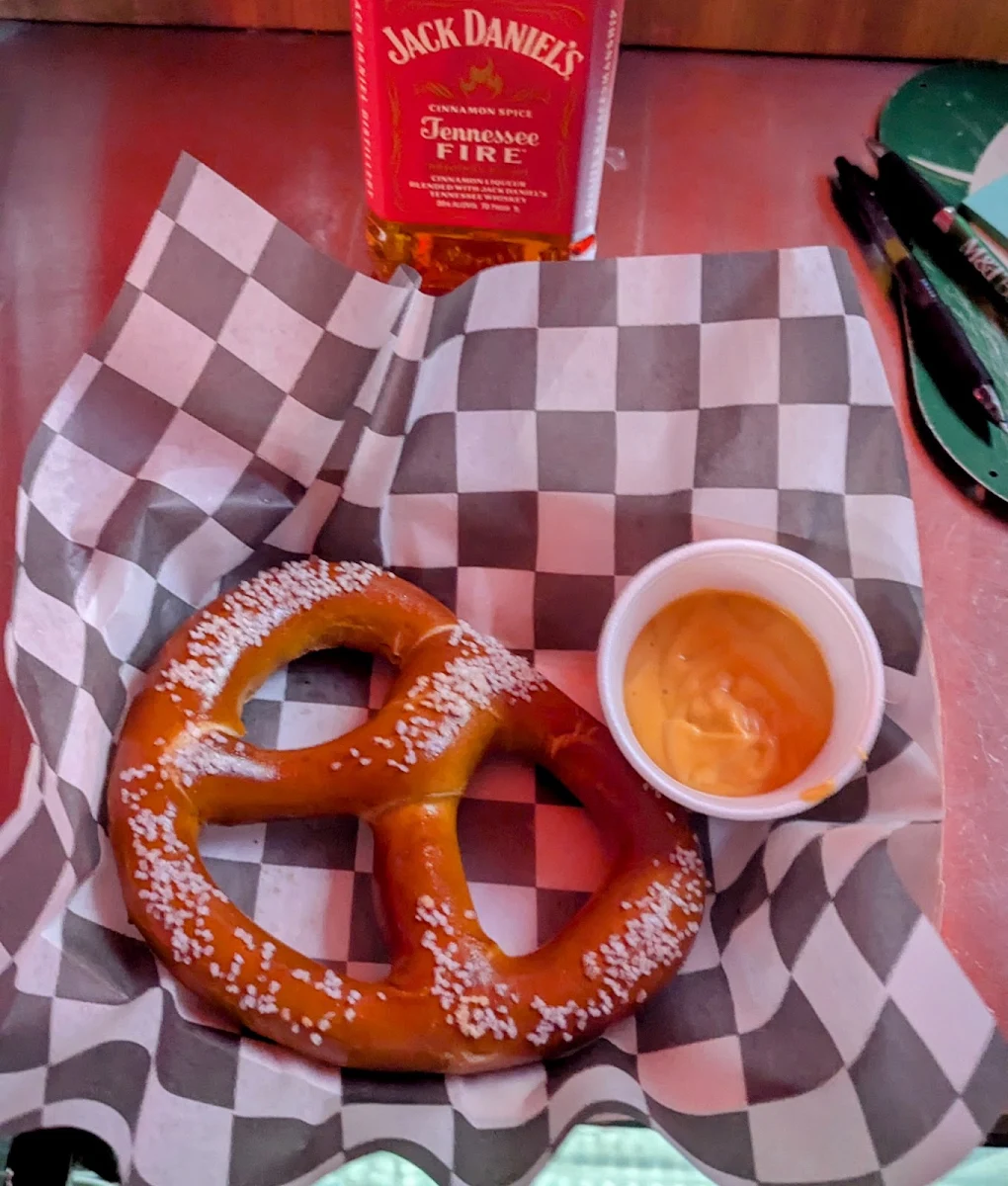 4 Pretzel with Cheddar Dip