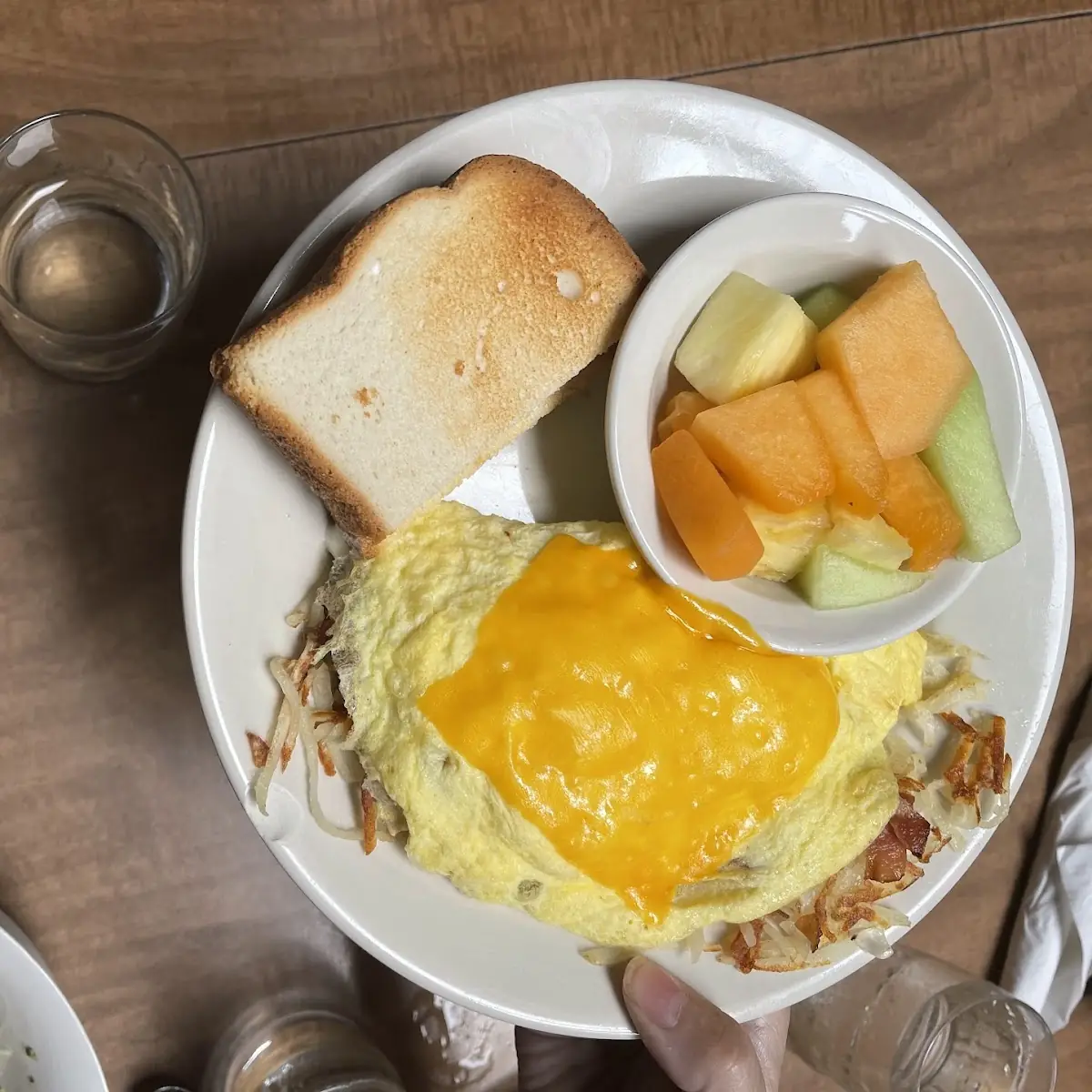 Omelet with Hash Browns