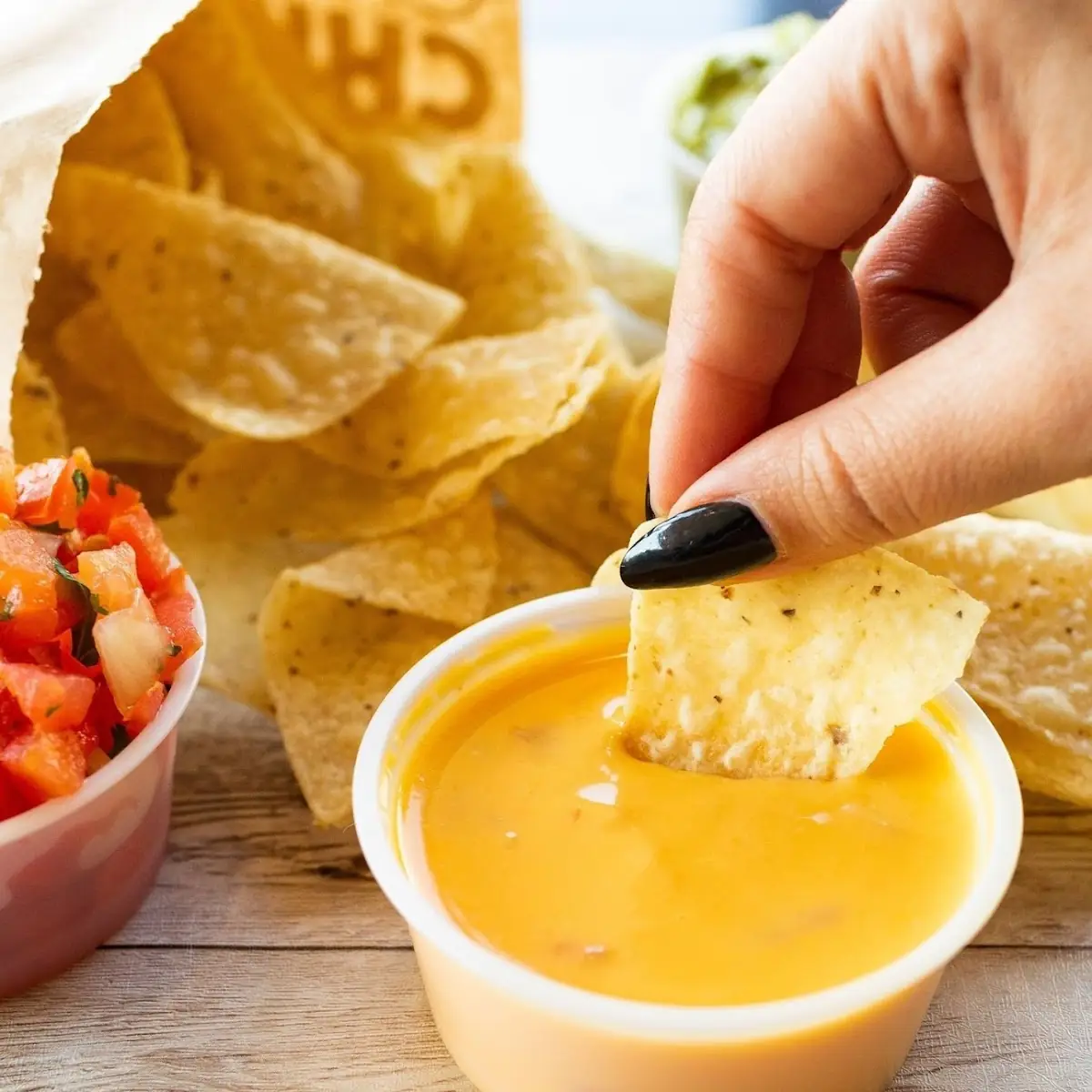 Chips & Queso