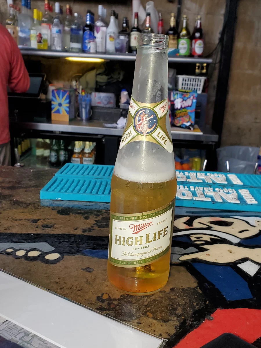 Cold Miller High Life