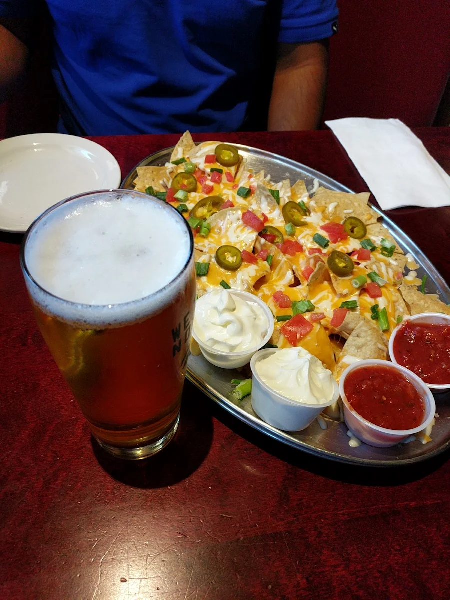 Nachos and Beer, AllStar Wings and Ribs Richmond Hill