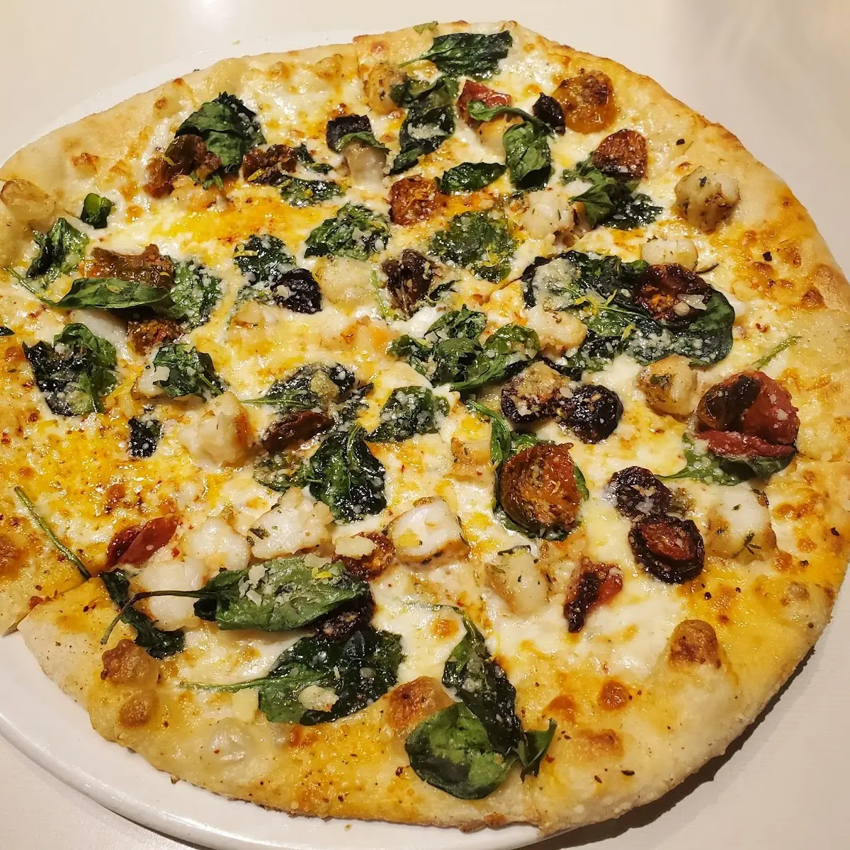 Chef's Featured Pizza