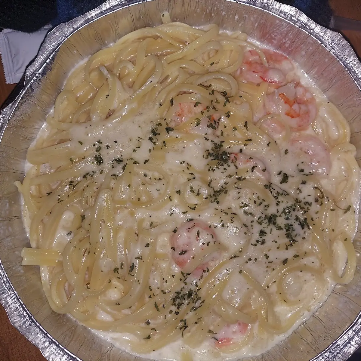 Shrimp Alfredo with Linguine Pasta