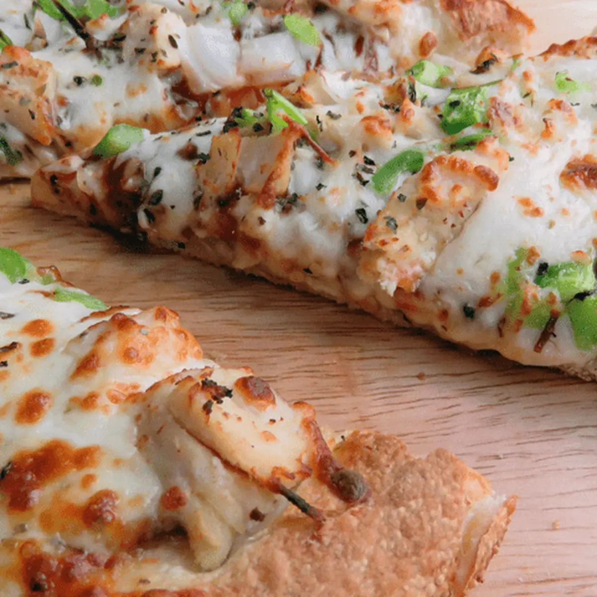 Garlic Chicken Pizza