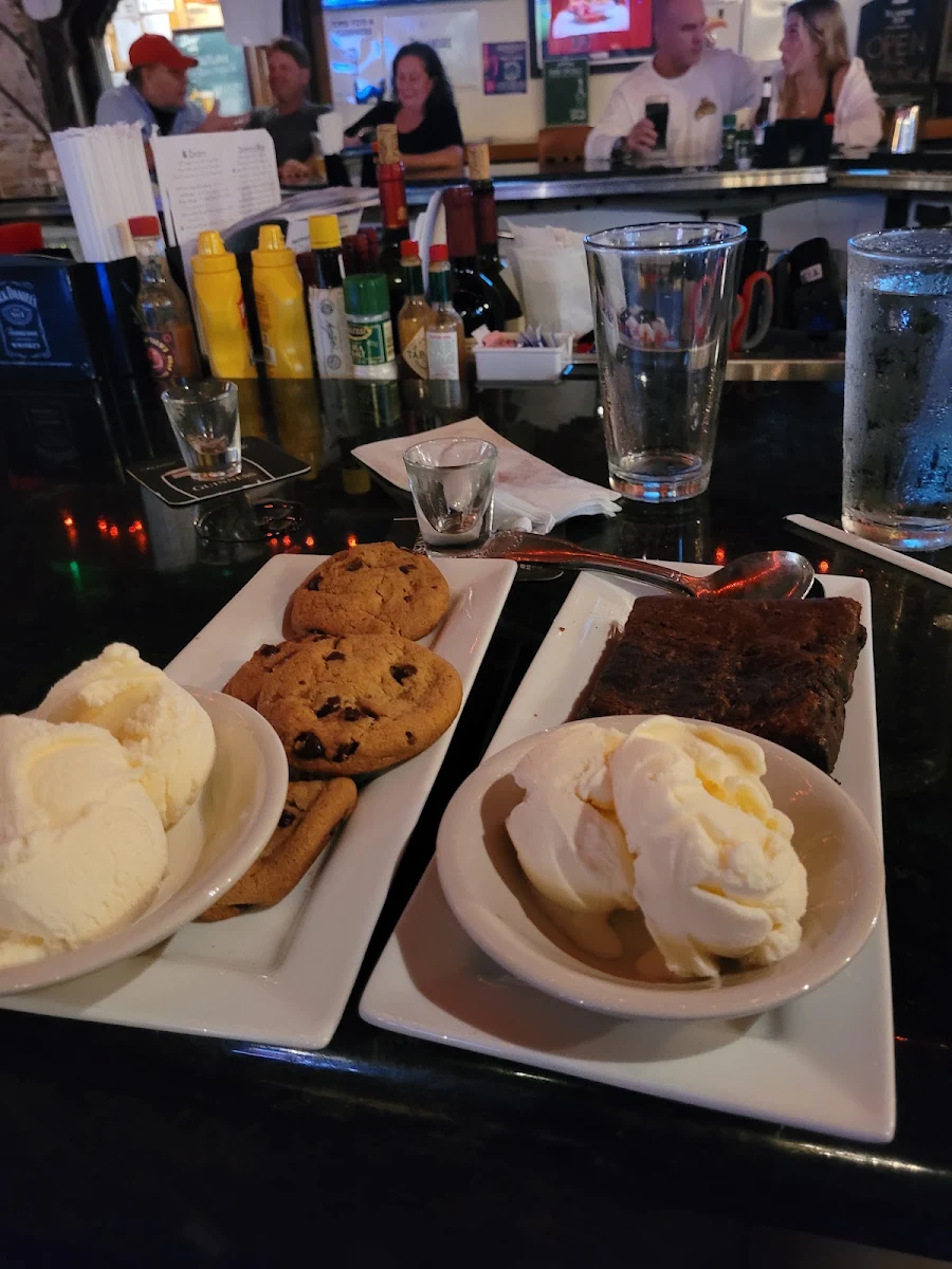 Chocolate Chip Cookie