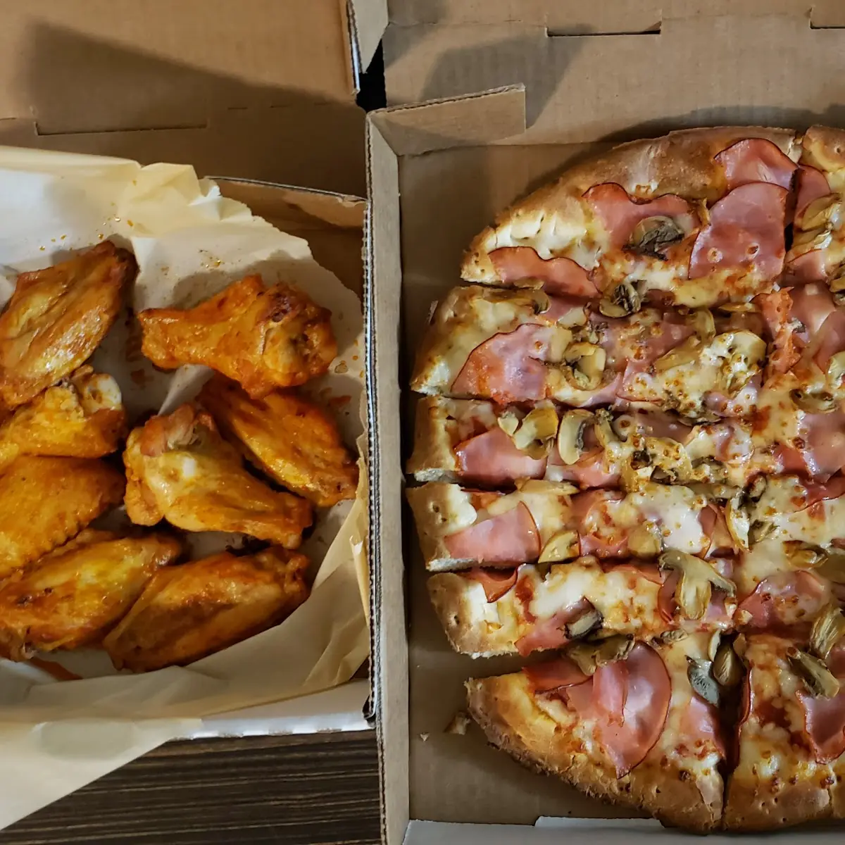 Hawaiian Delight Pizza