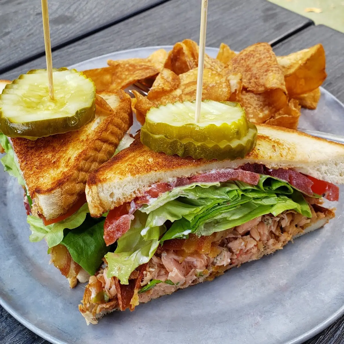 Smoked Salmon blt