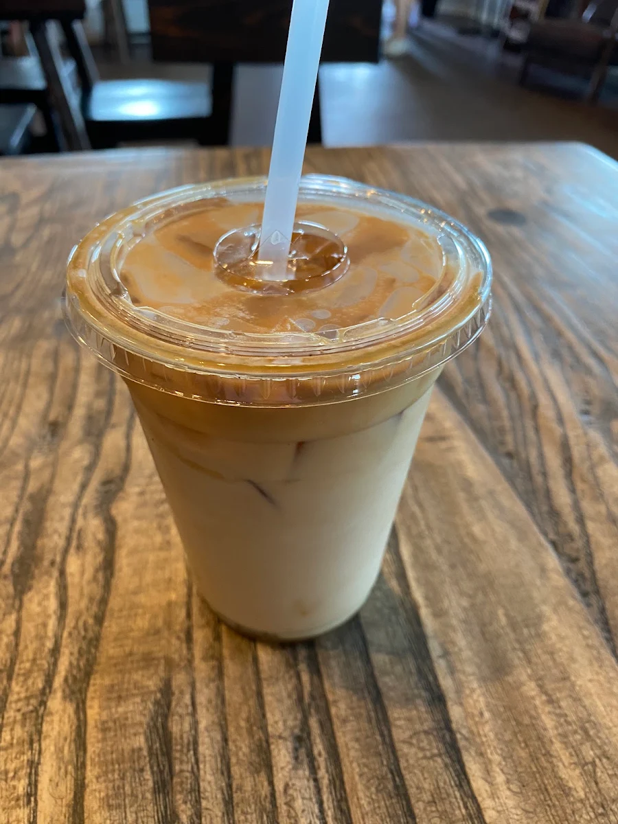 Iced Caramel Macchiato