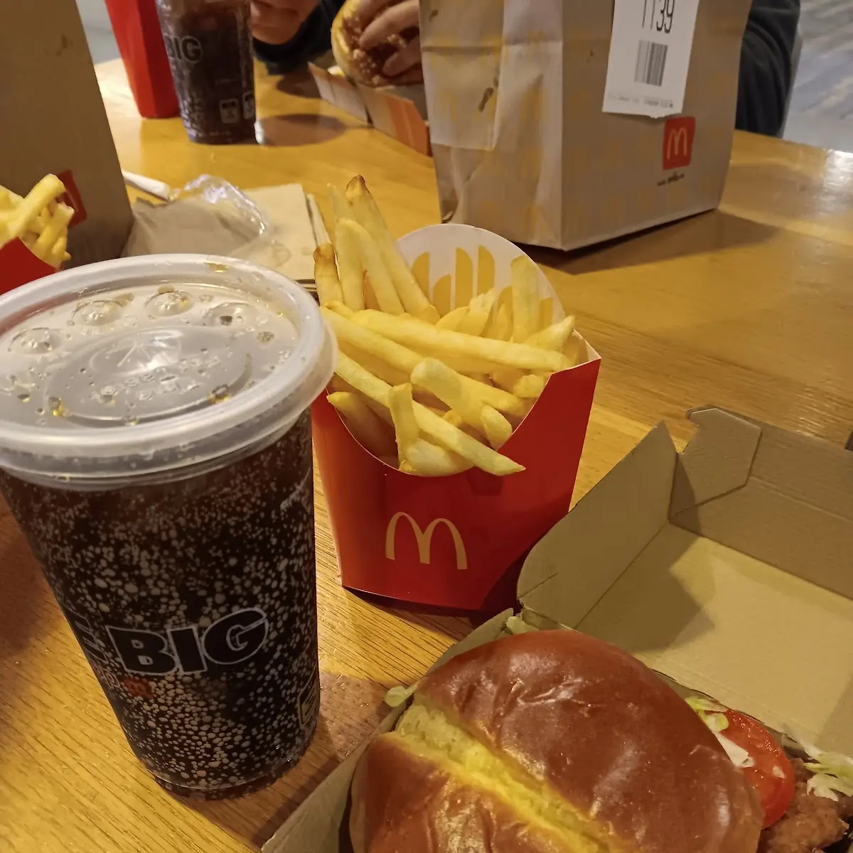 Crispy Chicken Deluxe Meal