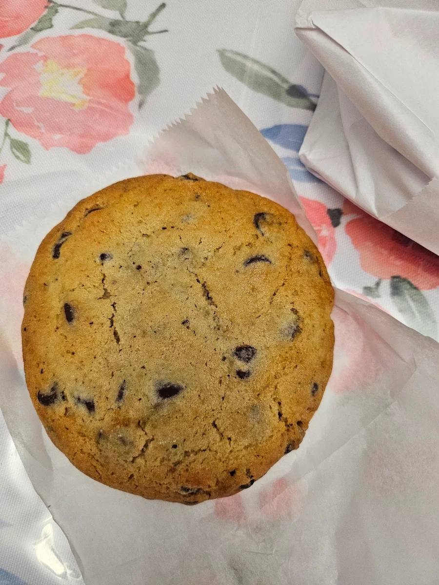 Chocolate Chip Cookie