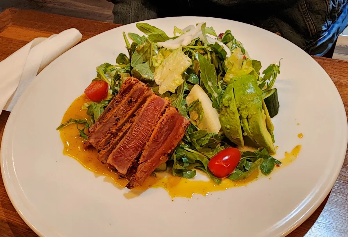 Ahi Tuna Salad