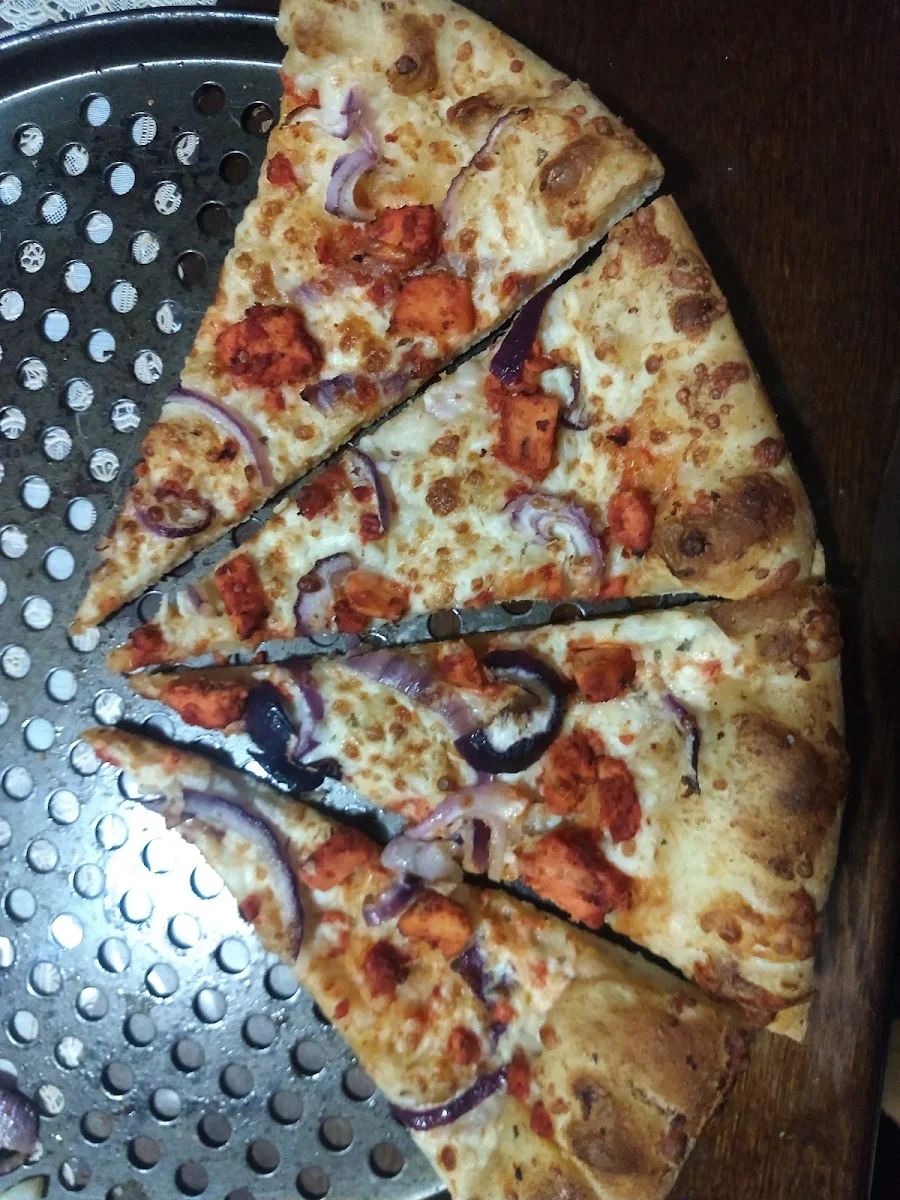 Highlights, Pizzano Pizza & Wings
