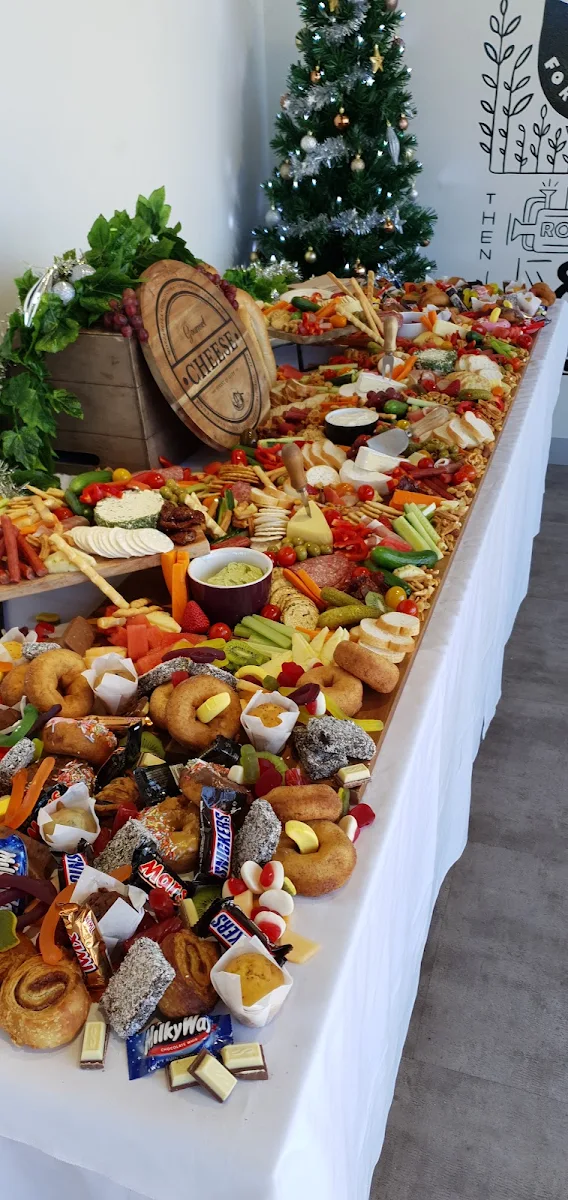 Grazing Table, Cafe Delaray & Co