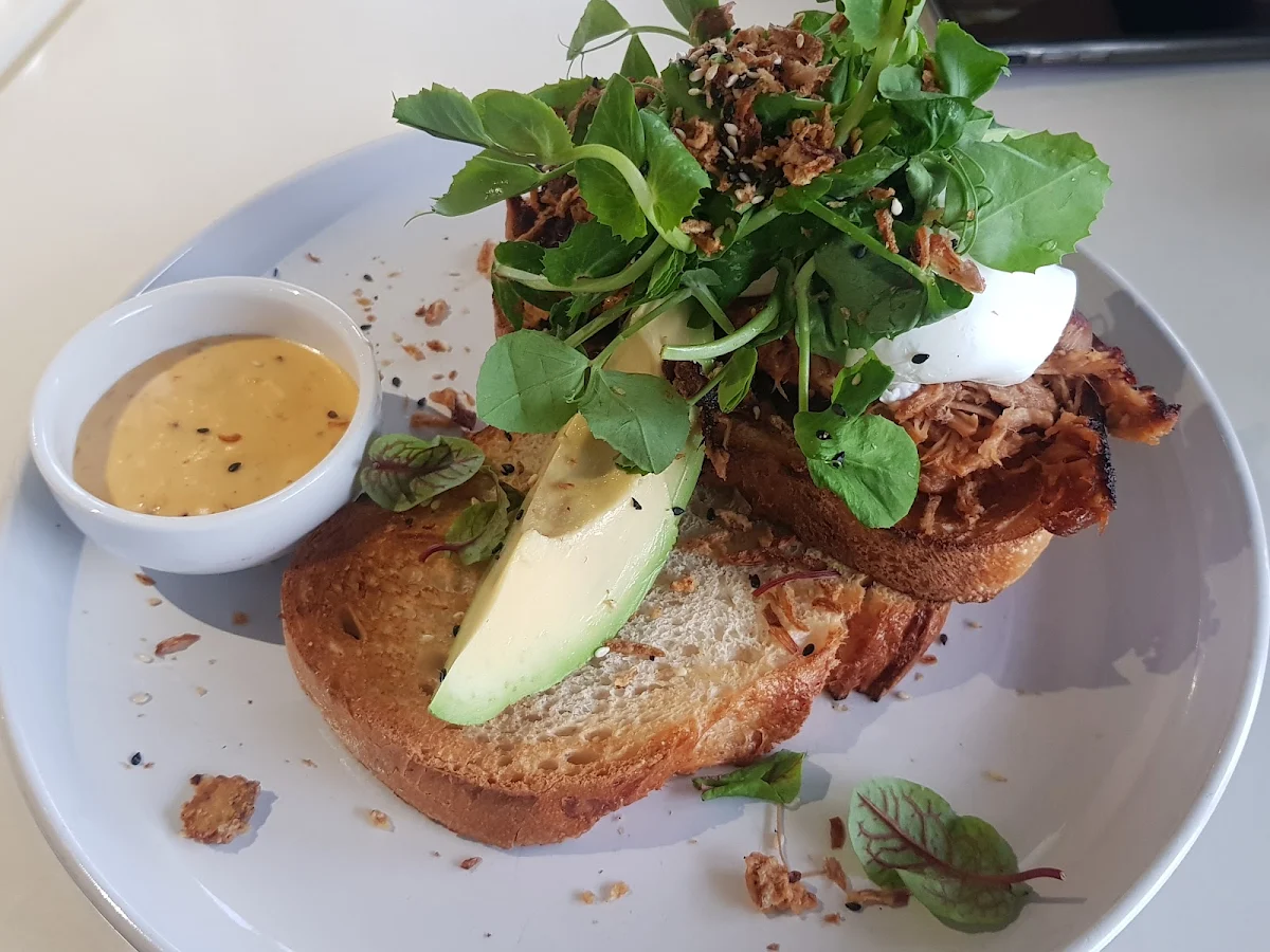 Smashed Avo, Cafe Delaray & Co