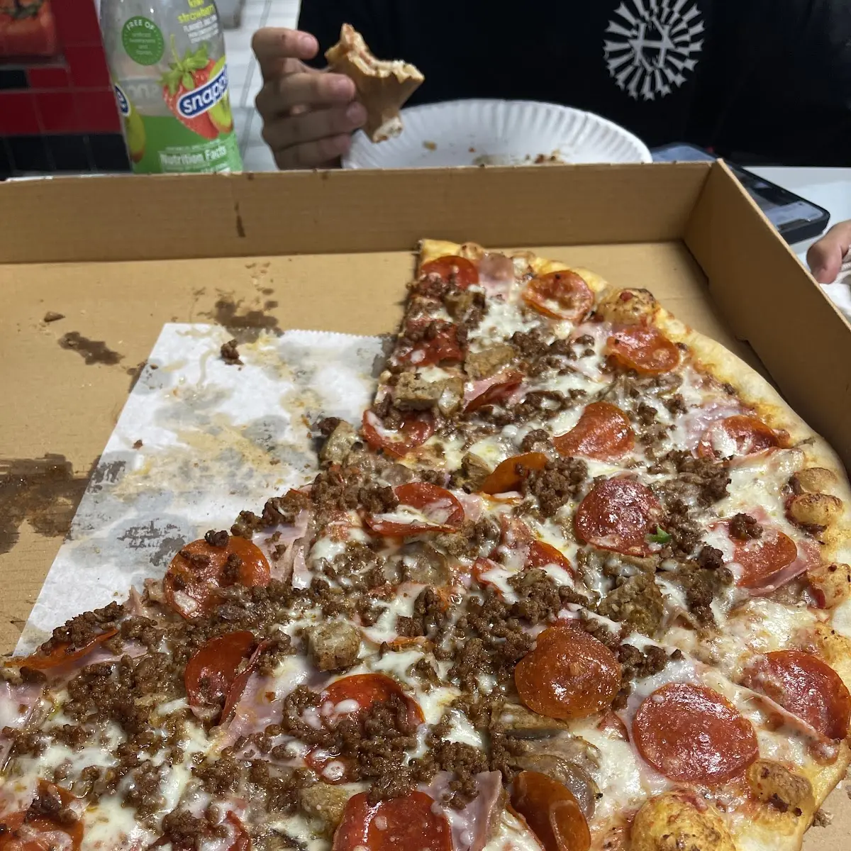 lg Meat Pizza