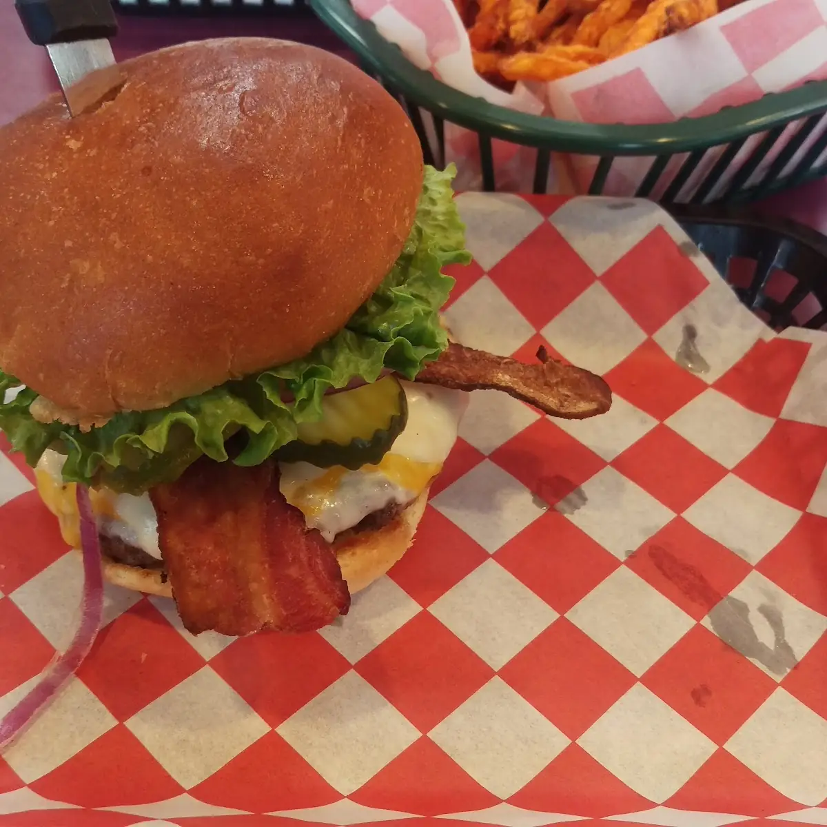 Classic Cheeseburger with Lettuce Tomato Onion