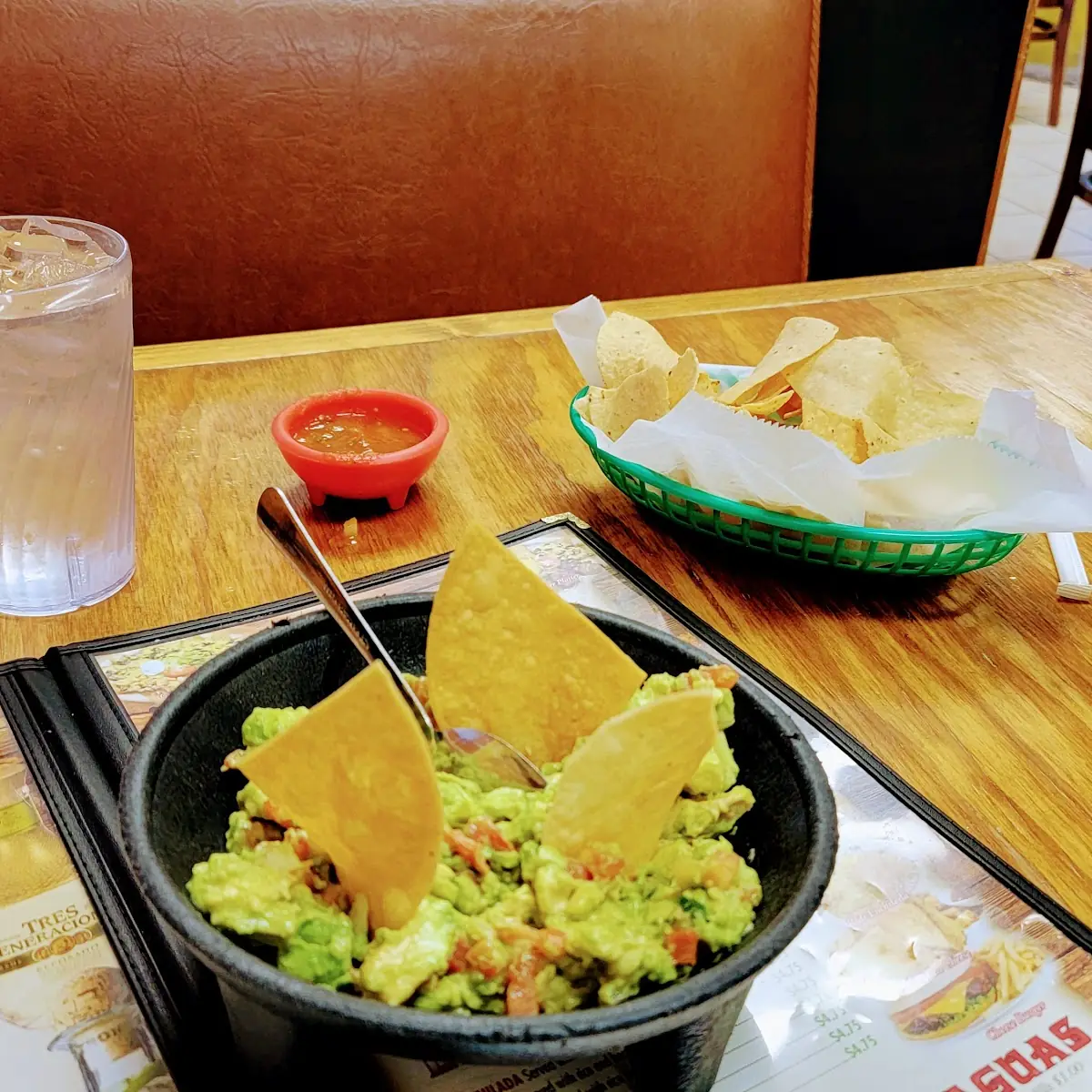Guacamole & Chips