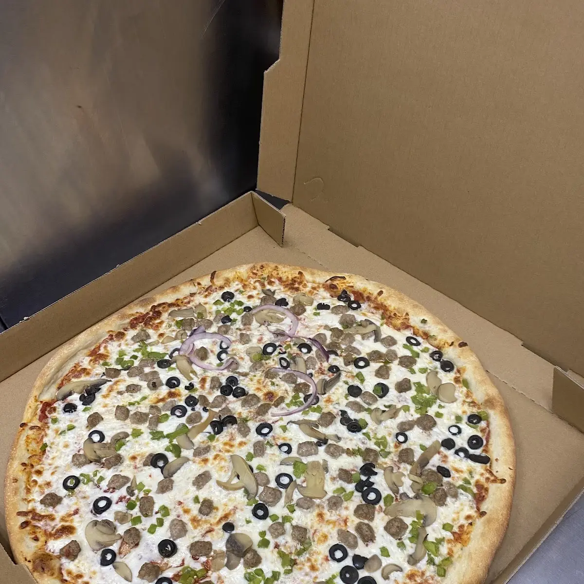 Veggie Lovers Pizza 16 In