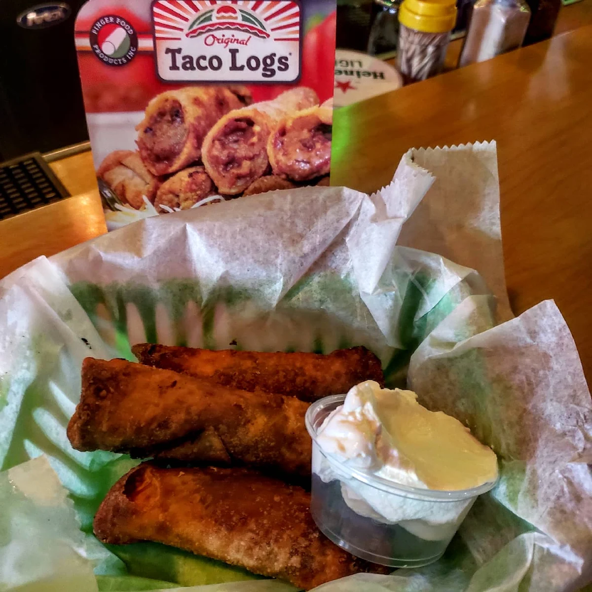 Pepperoni Pizza or Taco Logs
