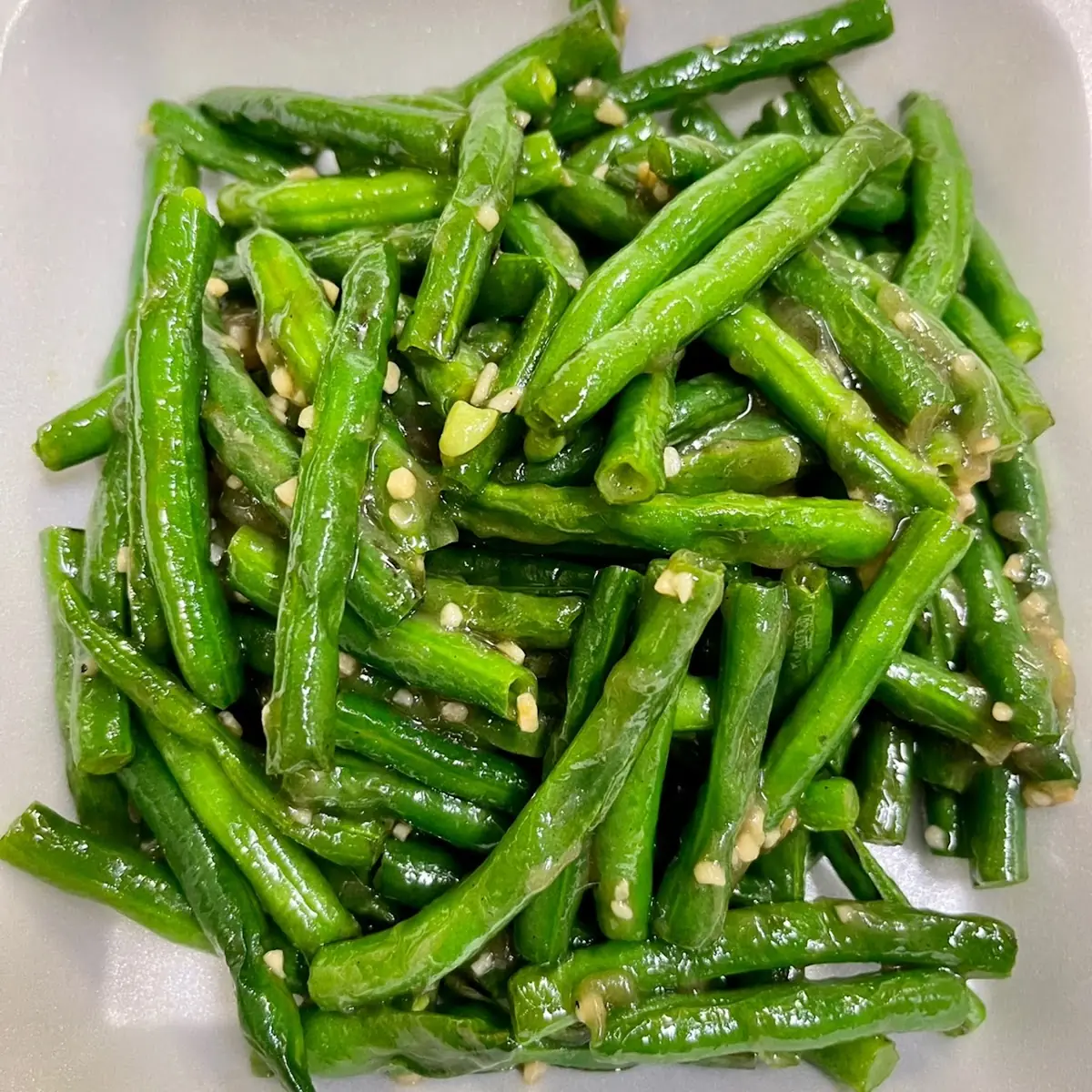 Green Beans with Garlic Sauce