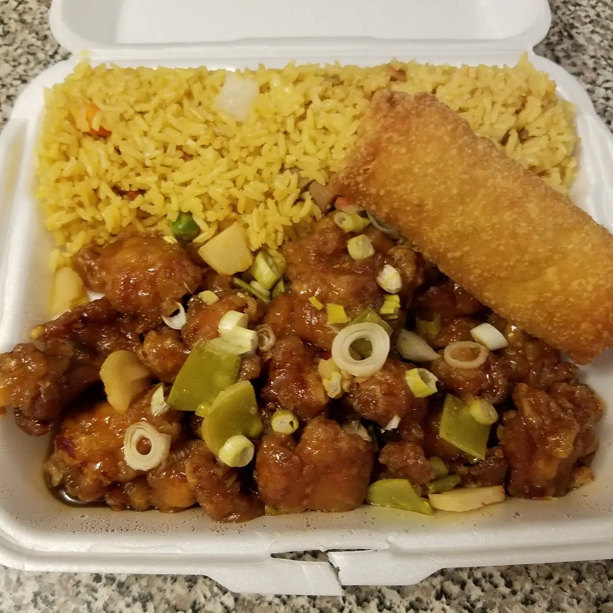 Crispy Scallion Chicken Combination Meal with Egg Roll