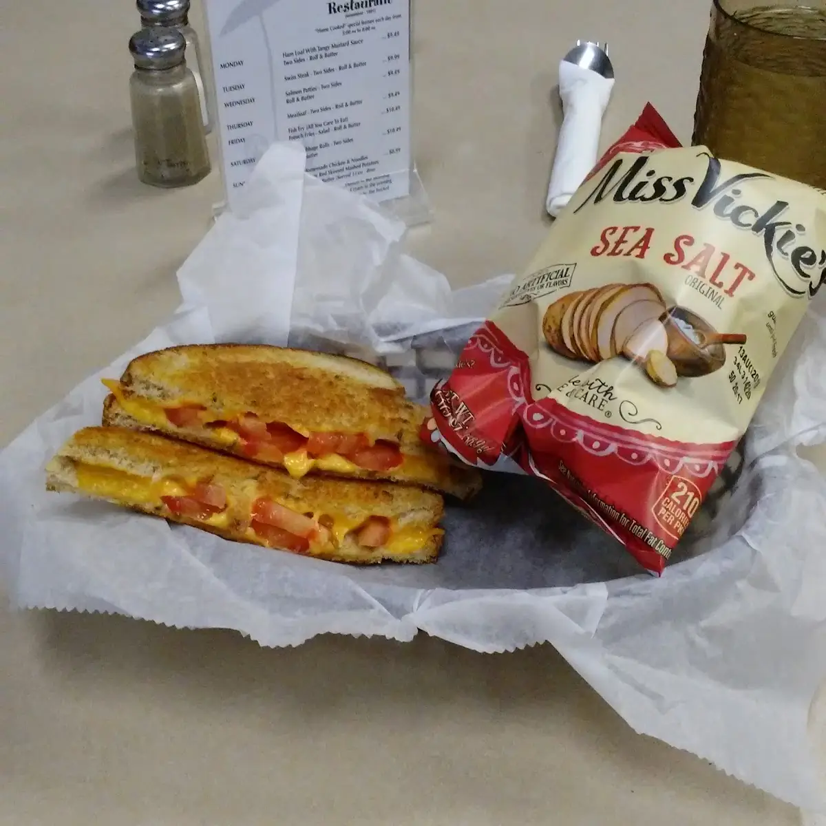 Grilled Cheese Tomato on Rye