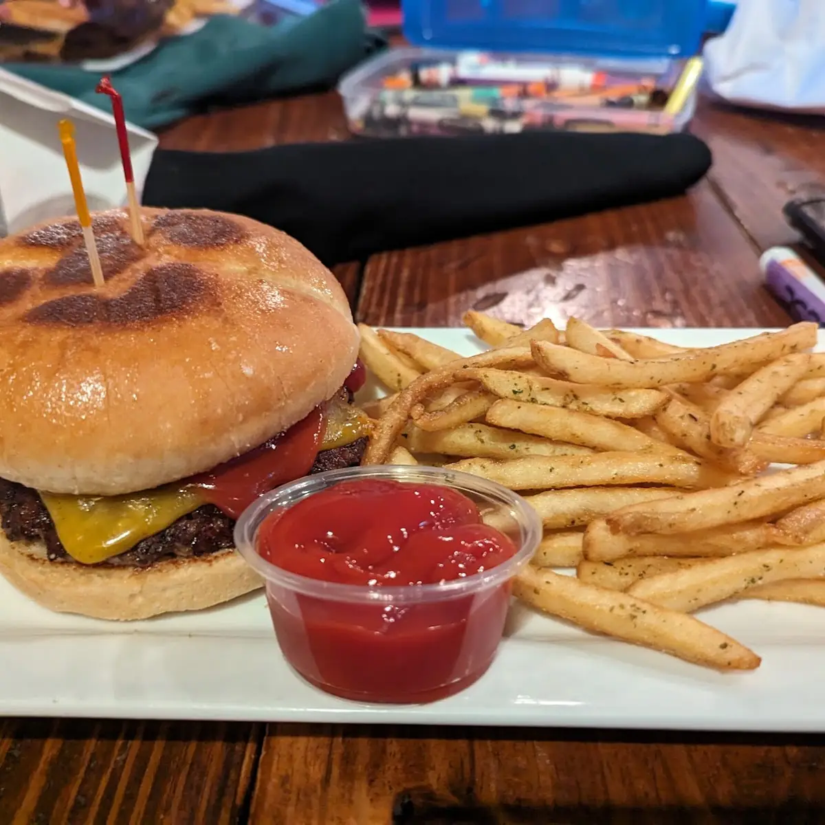 Kids Cheeseburger
