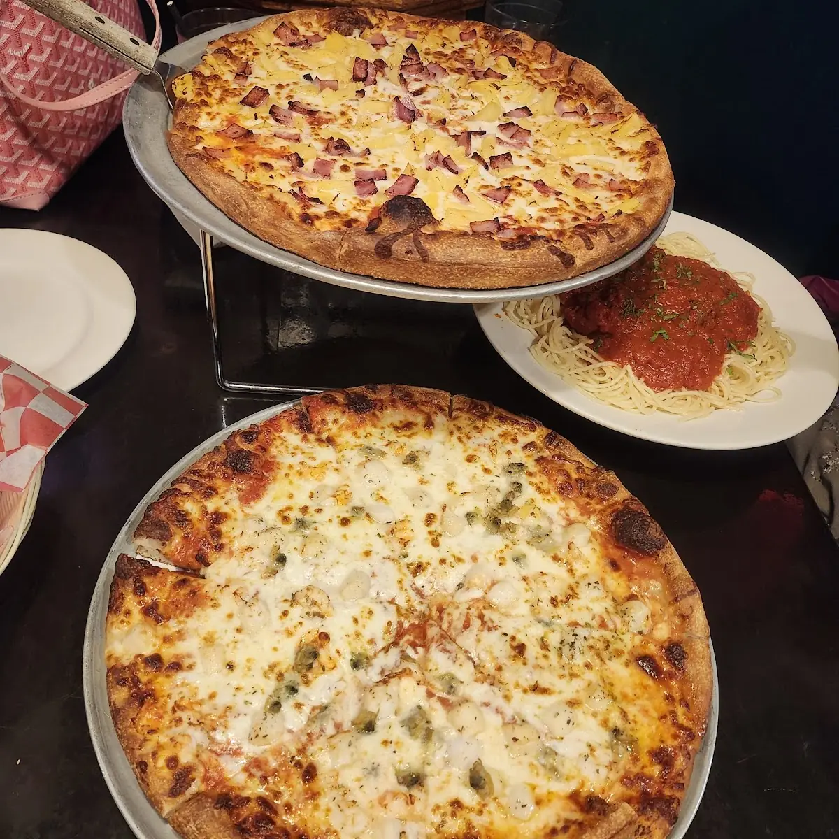 Hawaiian Pizza
