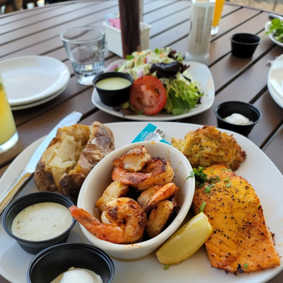 Broiled Seafood Platter