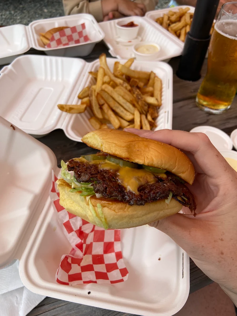 Highlights, Rose's Smash Burgers