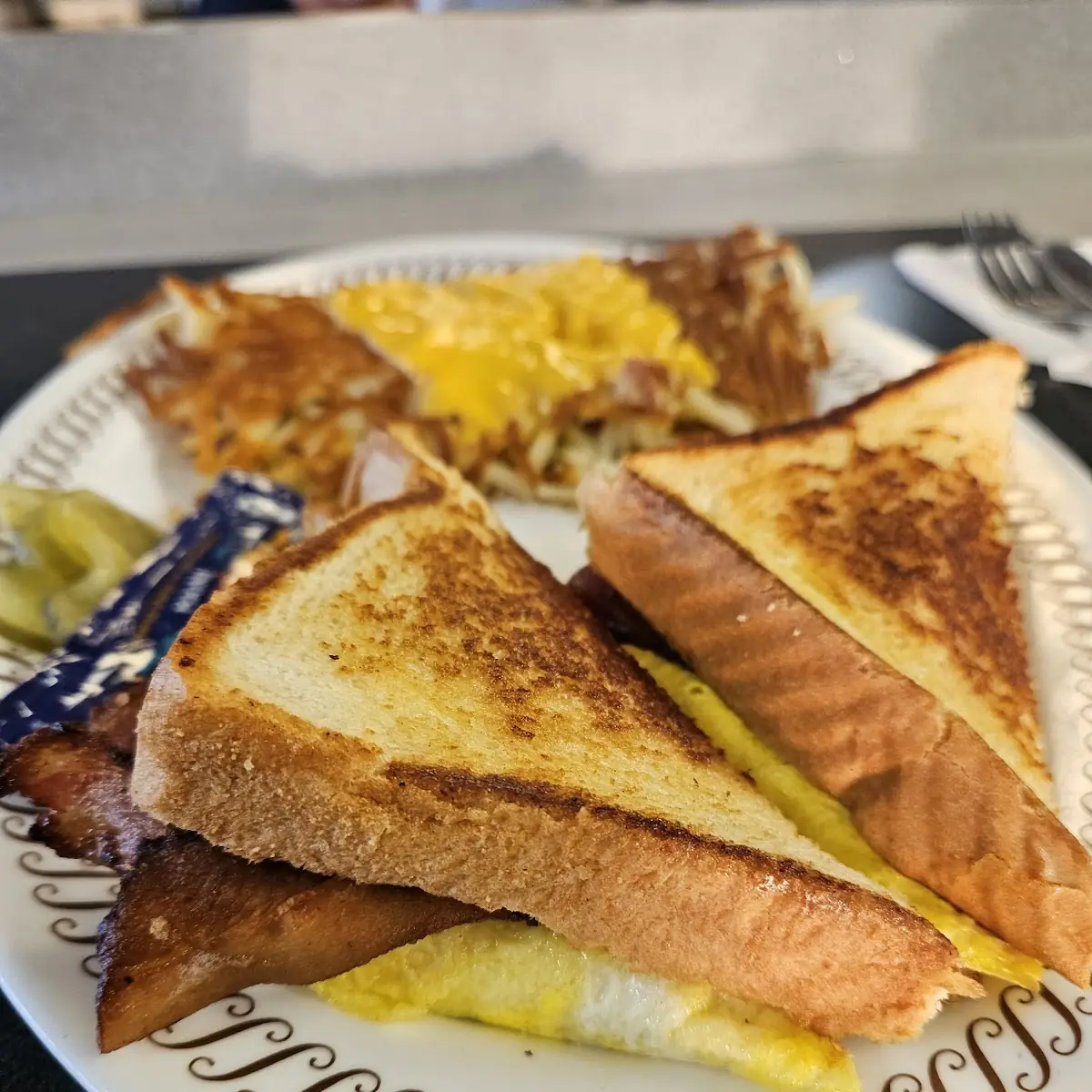 Egg Bacon Cheese Sandwich