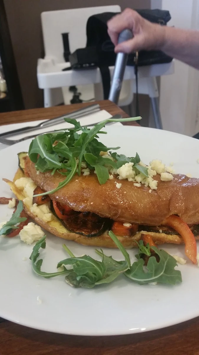 Ironbark Breakie Roll