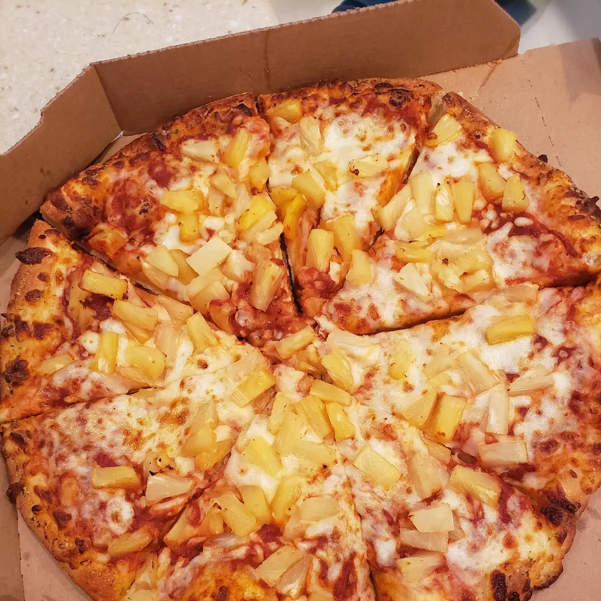Hawaiian Pizza