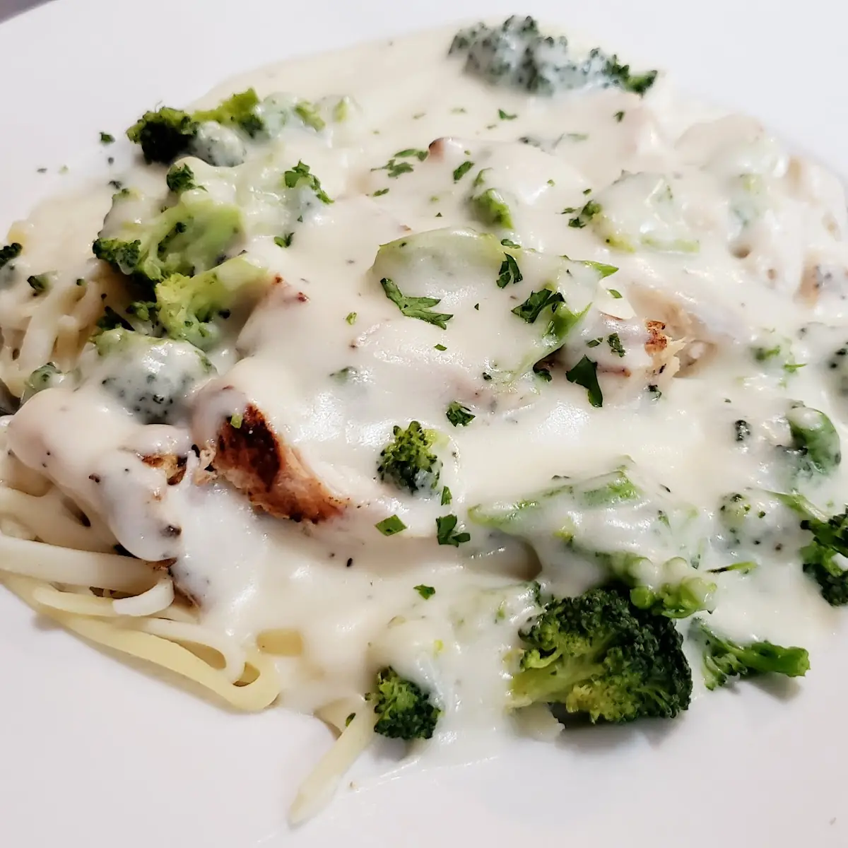 Broccoli and Chicken Linguini