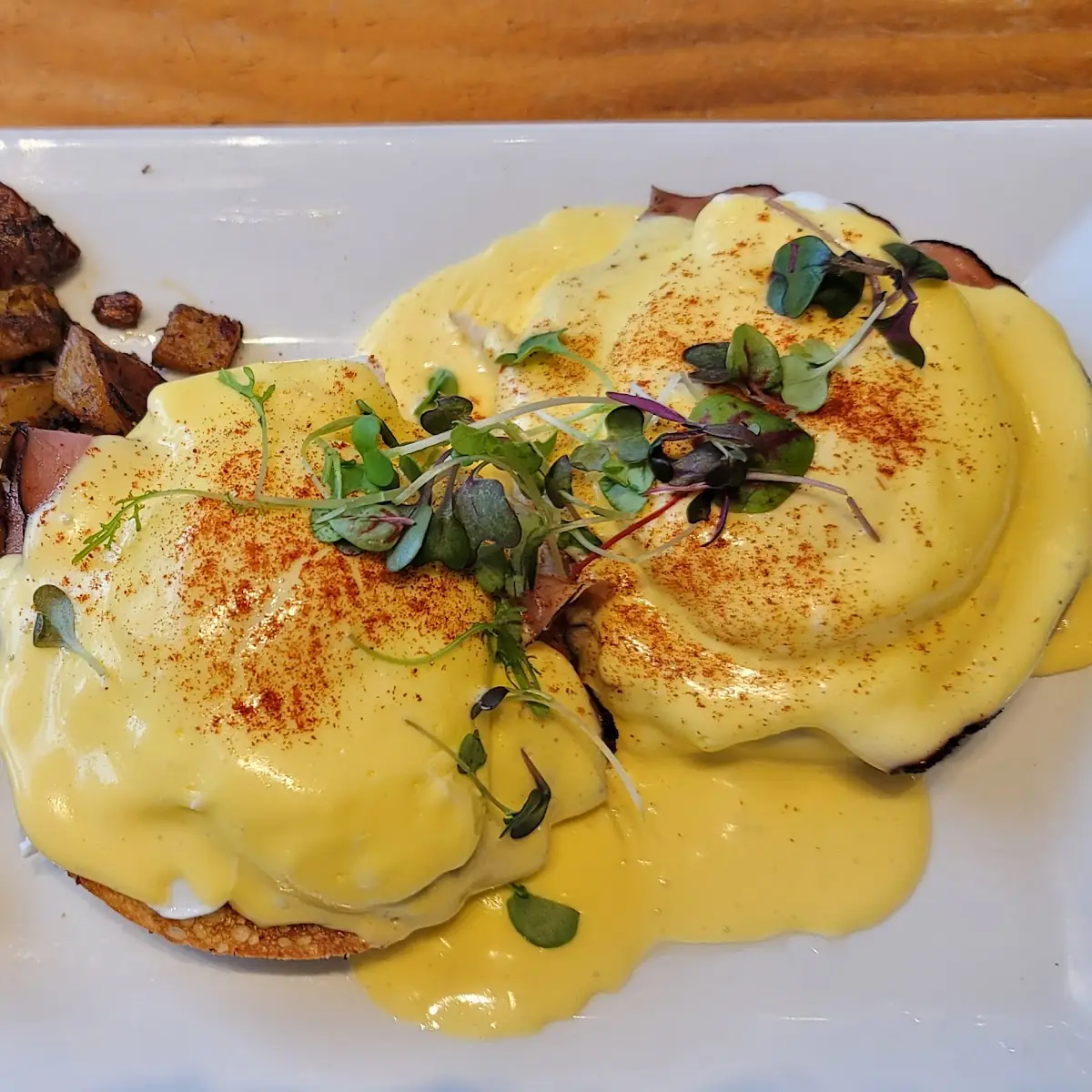 Eggs Benedict